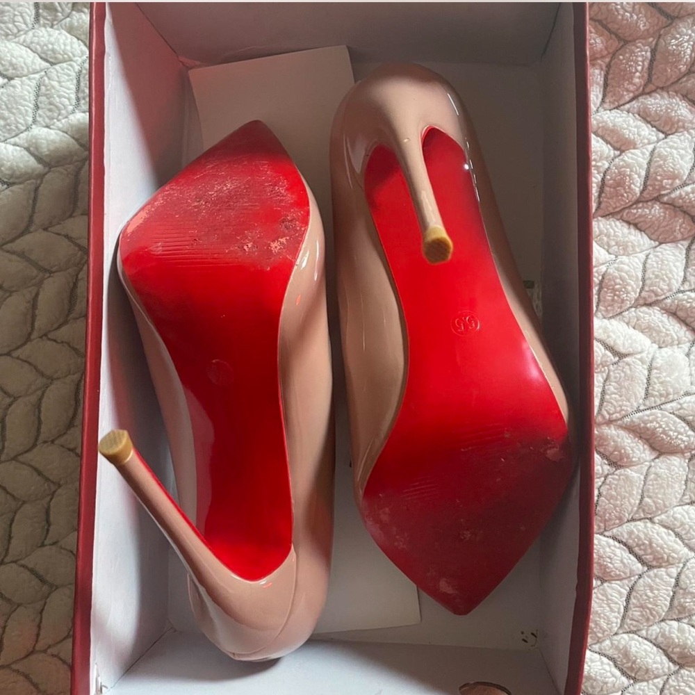 Elegant Nude Pointed-Toe Women's Shoes